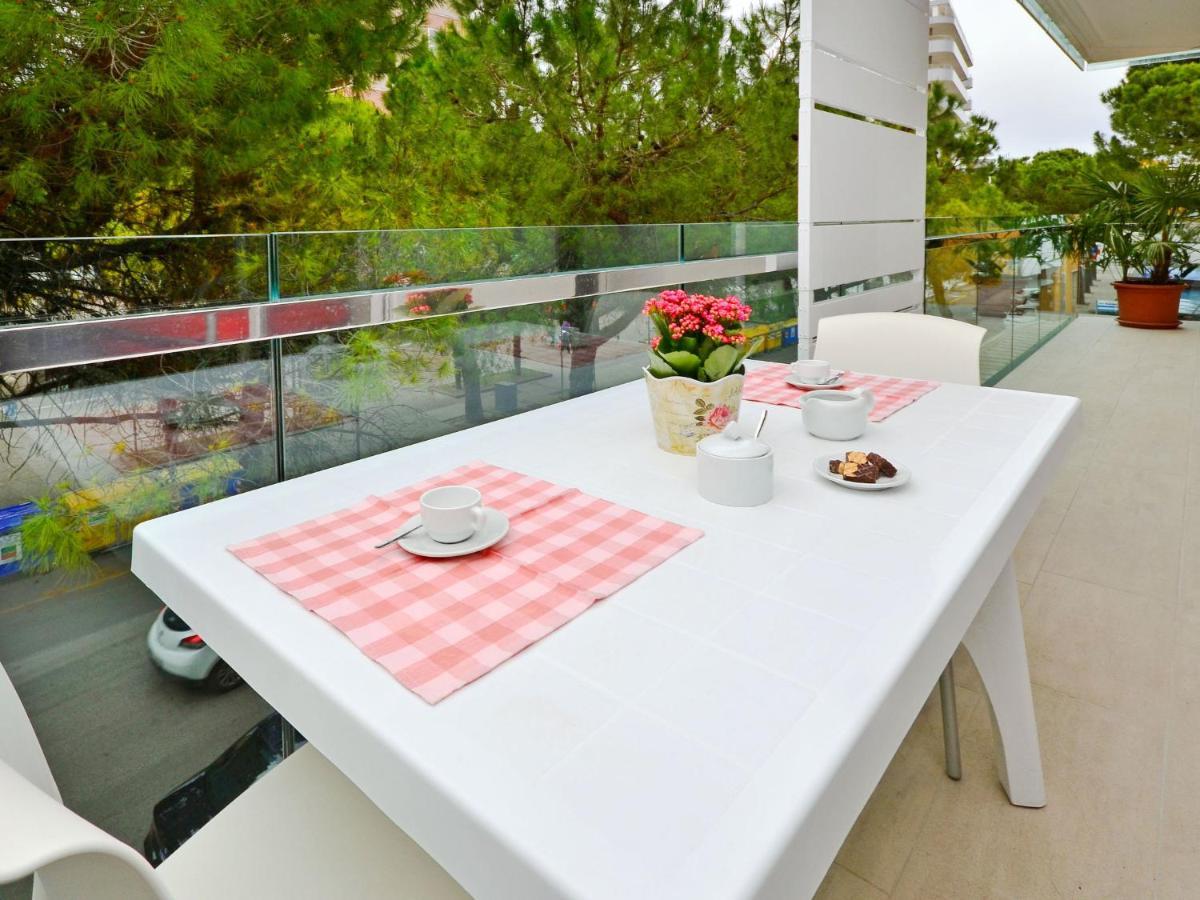 Apartment Fiore-2 By Interhome Lignano Sabbiadoro Exteriör bild